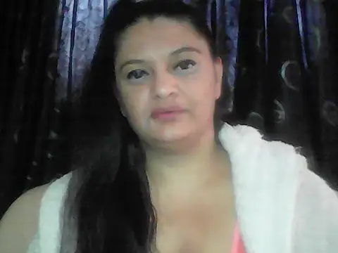 Snapshot of sweetnessangel chatting on June 27, 8:30 am sweetnessangel online show from June 27, 8:30 am