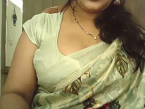 Snapshot of Spandana_Sweety chatting on March 2, 7:15 am Spandana Sweety online show from March 2, 7:15 am