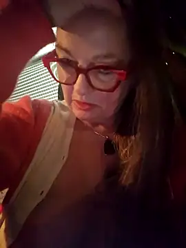 MucMilf59 online show from October 7, 7:44 pm