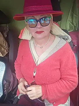 MucMilf59 online show from November 21, 10:25 am