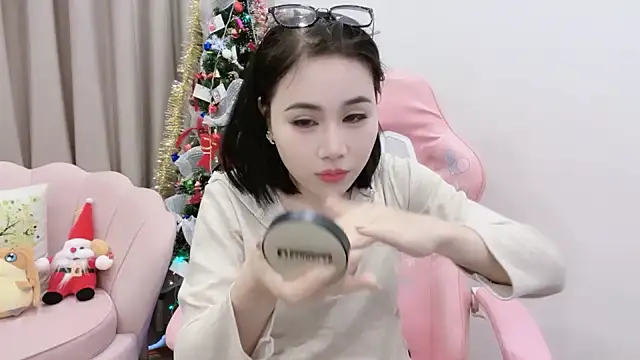 Snapshot of Meilian2021 chatting on December 20, 4:20 am Meilian2021 online show from December 20, 4:20 am