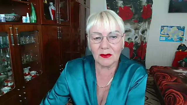 Snapshot of JenaCheim chatting on May 16, 6:32 am JenaCheim online show from May 16, 6:32 am