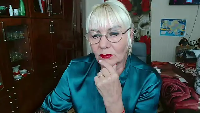 Snapshot of JenaCheim chatting on June 29, 4:52 am JenaCheim online show from June 29, 4:52 am