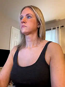 Kay Cakes online show from November 21, 1:54 pm