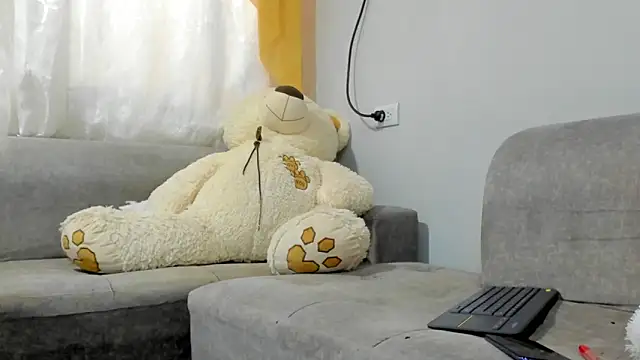 SandraGoldstein online show from December 15, 8:47 pm