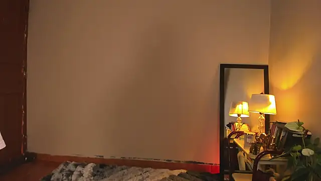 Snapshot of coraline_latin chatting on March 7, 11:38 pm coraline latin online show from March 7, 11:38 pm