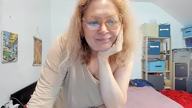 switchlorenx online show from December 7, 2:42 am