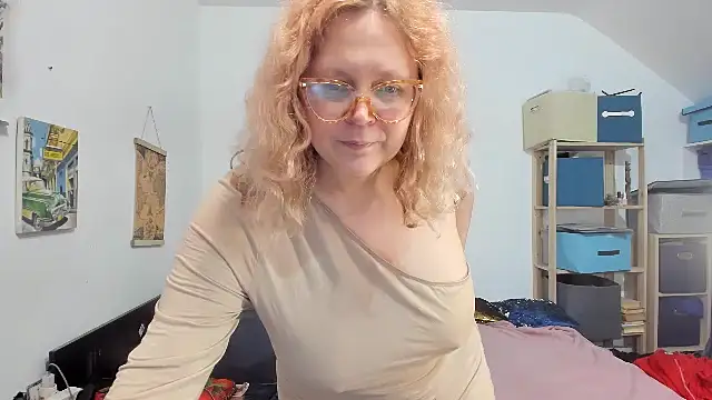 switchlorenx online show from December 11, 3:56 am