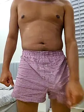 Snapshot of shakir12340 chatting on February 4, 6:03 pm shakir12340 online show from February 4, 6:03 pm