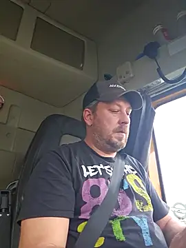 Snapshot of ktmtom247 chatting on December 2, 11:34 am ktmtom247 online show from December 2, 11:34 am