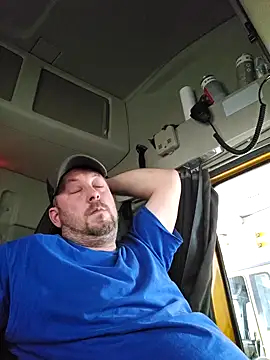 Snapshot of ktmtom247 chatting on December 19, 10:02 am ktmtom247 online show from December 19, 10:02 am