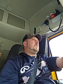 Snapshot of ktmtom247 chatting on February 28, 10:20 am ktmtom247 online show from February 28, 10:20 am