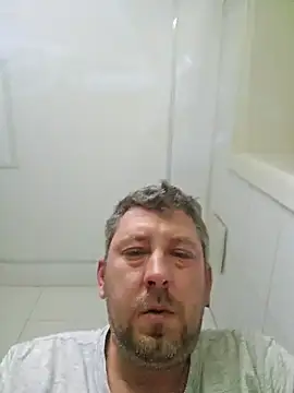 Snapshot of ktmtom247 chatting on October 3, 2:52 am ktmtom247 online show from October 3, 2:52 am