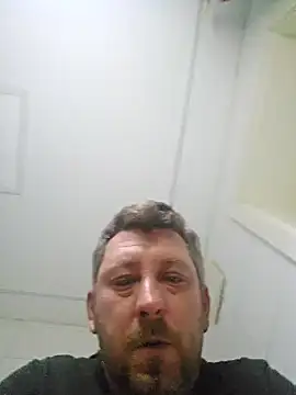 Snapshot of ktmtom247 chatting on October 6, 2:42 am ktmtom247 online show from October 6, 2:42 am