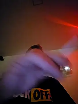 Snapshot of ktmtom247 chatting on October 9, 3:04 am ktmtom247 online show from October 9, 3:04 am