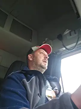 Snapshot of ktmtom247 chatting on October 28, 6:17 am ktmtom247 online show from October 28, 6:17 am