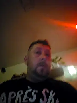 Snapshot of ktmtom247 chatting on May 7, 3:01 am ktmtom247 online show from May 7, 3:01 am