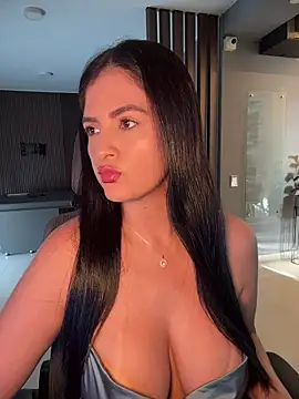 Carolina Novoa online show from October 8, 9:34 pm