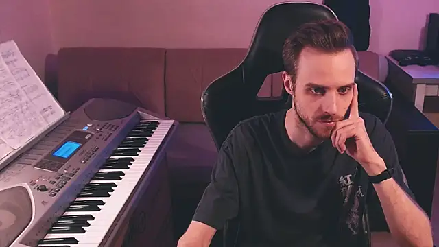 Sweetparker online show from November 28, 1:47 pm