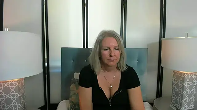 EricaTop online show from February 9, 9:26 am