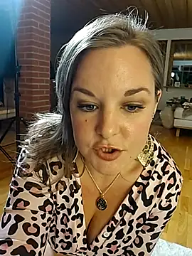 SwedishJennifer online show from November 18, 3:38 pm