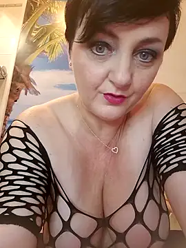 lucillabollente online show from September 11, 4:34 am