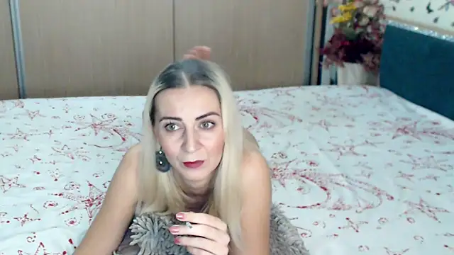 MirabelaSweet online show from December 19, 3:30 pm