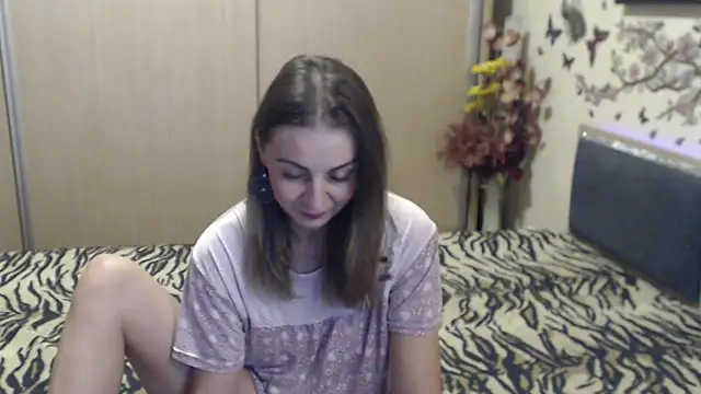 Snapshot of MirabelaSweet chatting on February 10, 10:30 am MirabelaSweet online show from February 10, 10:30 am