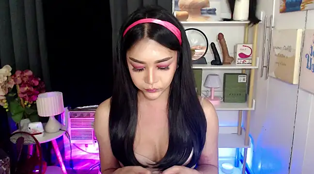 AsianMariaTs online show from January 30, 2:04 pm
