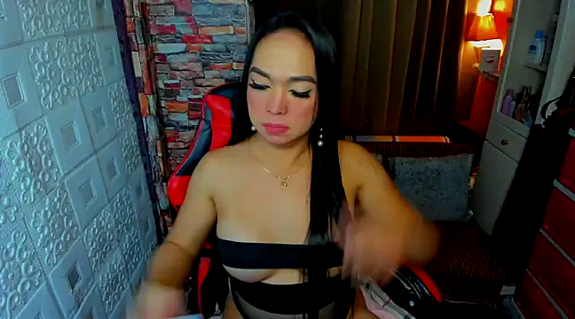 tssexylover online show from February 2, 5:37 pm