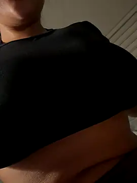 adrianalobo online show from October 12, 2:21 am