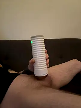 LionBoy1976 online show from November 18, 5:45 am