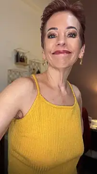 RubyLynne online show from April 28, 9:09 pm