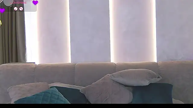 Sinful Eyes online show from March 16, 7:15 am