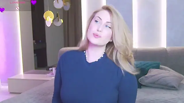 Sinful Eyes online show from March 18, 4:04 am