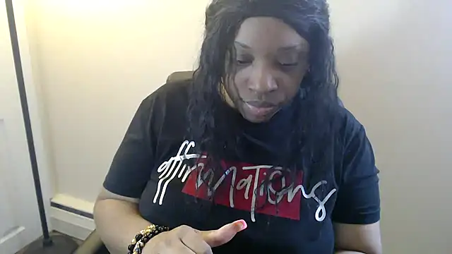 Snapshot of Sexymona1218 chatting on January 31, 7:11 pm Sexymona1218 online show from January 31, 7:11 pm