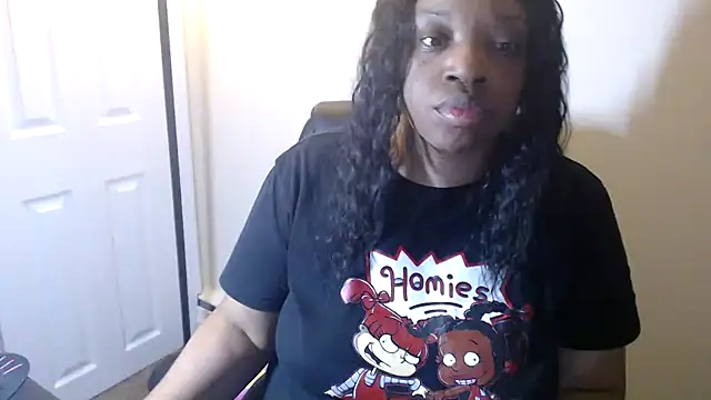 Snapshot of Sexymona1218 chatting on February 9, 1:31 am Sexymona1218 online show from February 9, 1:31 am