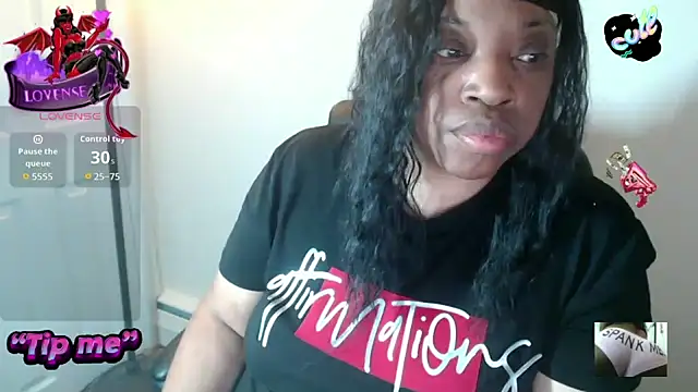 Snapshot of Sexymona1218 chatting on February 21, 5:08 am Sexymona1218 online show from February 21, 5:08 am