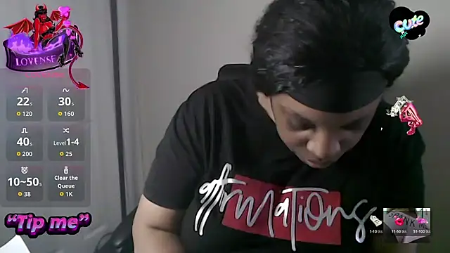 Snapshot of Sexymona1218 chatting on February 24, 1:53 pm Sexymona1218 online show from February 24, 1:53 pm