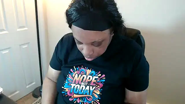 Snapshot of Sexymona1218 chatting on March 3, 3:07 pm Sexymona1218 online show from March 3, 3:07 pm