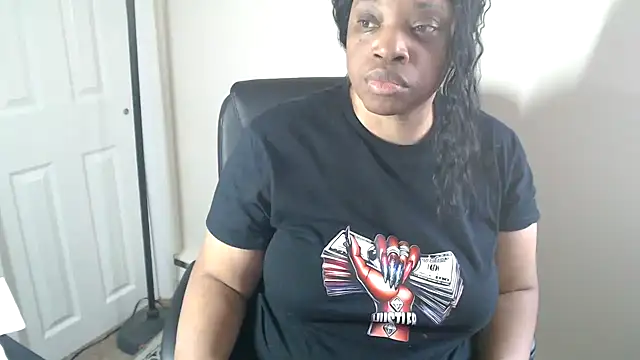 Snapshot of Sexymona1218 chatting on March 17, 6:44 pm Sexymona1218 online show from March 17, 6:44 pm