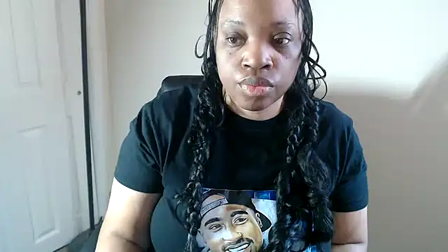 Snapshot of Sexymona1218 chatting on March 29, 12:38 pm Sexymona1218 online show from March 29, 12:38 pm