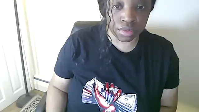 Snapshot of Sexymona1218 chatting on April 3, 10:35 am Sexymona1218 online show from April 3, 10:35 am