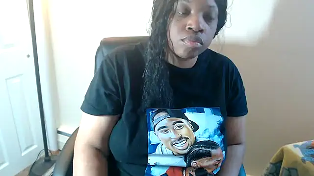 Snapshot of Sexymona1218 chatting on April 7, 7:25 pm Sexymona1218 online show from April 7, 7:25 pm