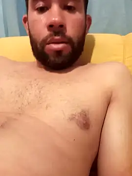 Snapshot of DOM22CM chatting on October 6, 11:24 pm DOM22CM online show from October 6, 11:24 pm