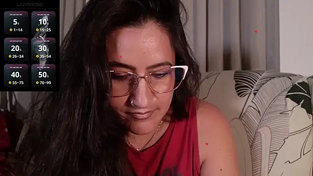 DeesseLuxure online show from March 1, 6:15 am