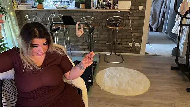 Monageil online show from March 2, 10:11 am