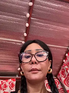 sweetieme online show from May 20, 7:36 am