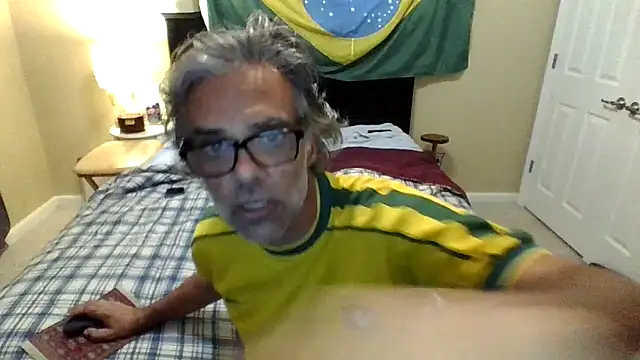 Snapshot of DoctorLoveJoy chatting on June 20, 4:37 am DoctorLoveJoy online show from June 20, 4:37 am