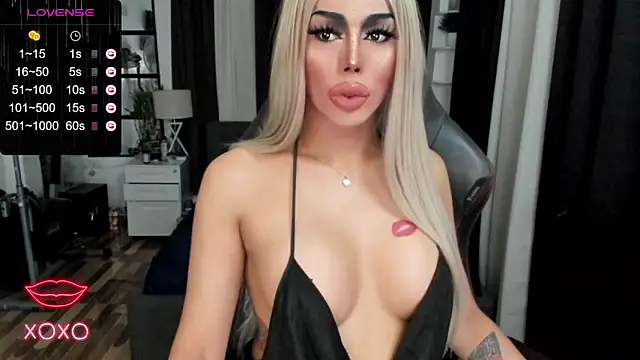 Forever MissCandace online show from January 8, 10:26 am